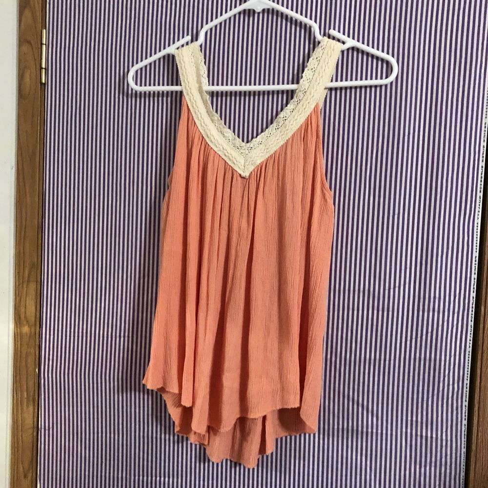 Pink top - Picture 5 of 5